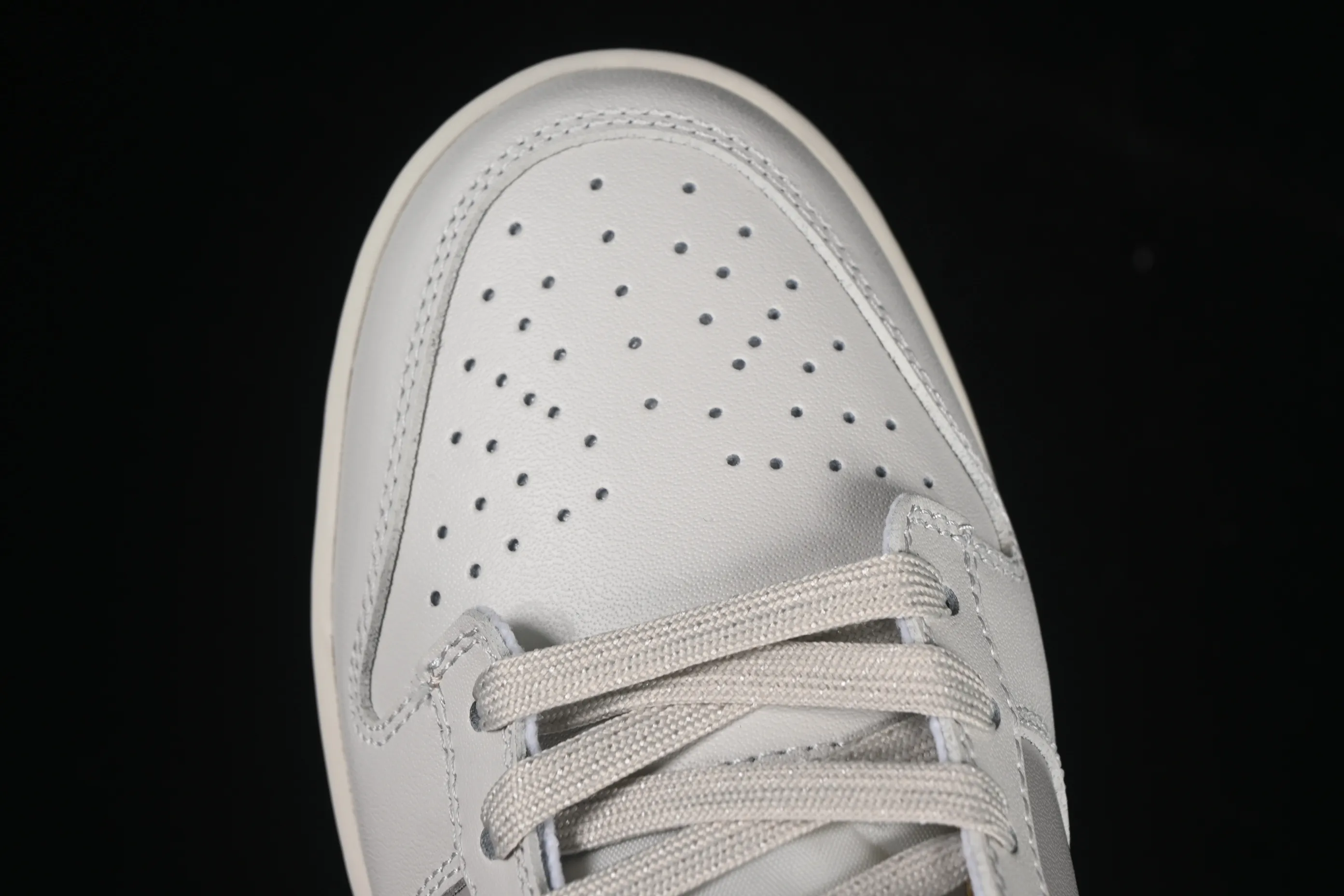 All categories Nk SB Dunk series Nk SB Dunk Low low-top sneakers Nk SB Dunk Low light gray SB low-top casual sneakers IB4503-072